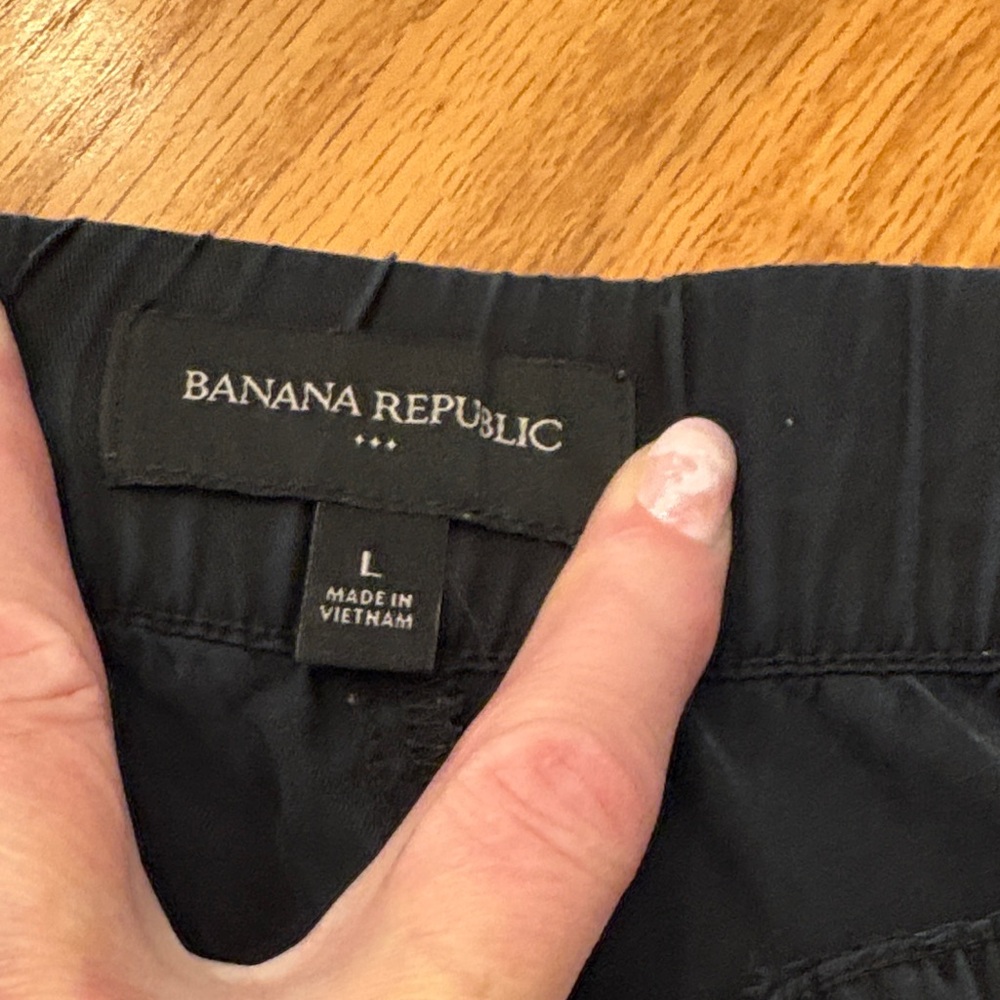Banana Republic Black Cargo Jogger Pants - Picture 2 of 13